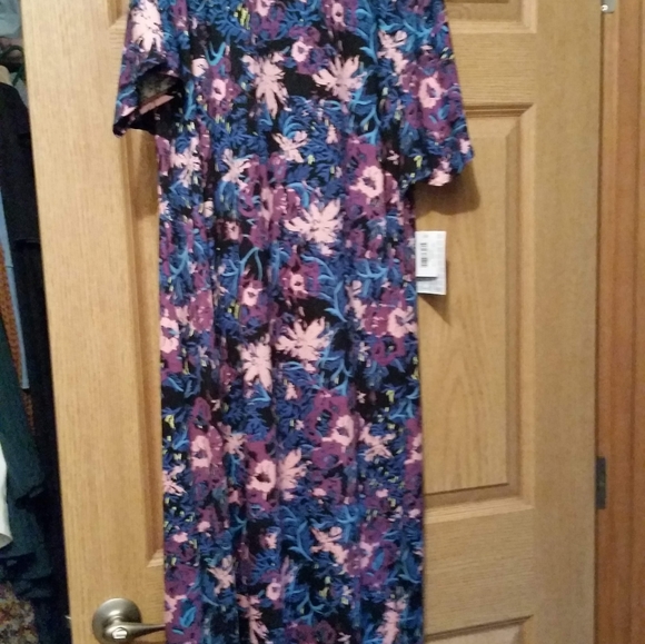 Lularoe maria - Picture 1 of 2